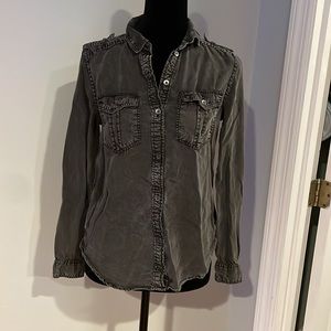 American Eagle Boyfriend Fit Button Up